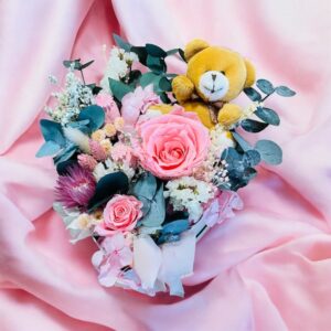 Boite fleurie SWEETY avec fleurs éternelles