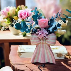 A.🌸 Vase Éternel en Forme de Nœud – Rose & Blanc 🌸